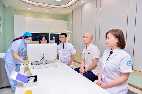 羽毛球世界冠軍助力保定牙博士小歪牙矯正基金啟動儀式，共促口腔健康新篇章